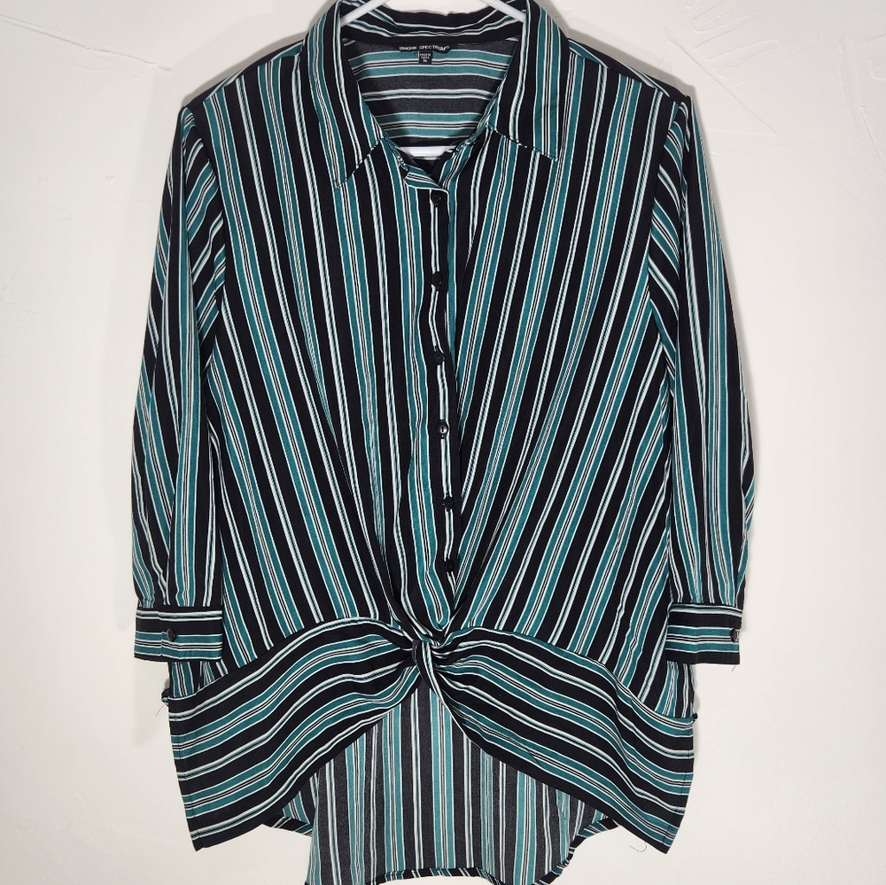 Unique Spectrum Woman’s size XL striped tunic top green black